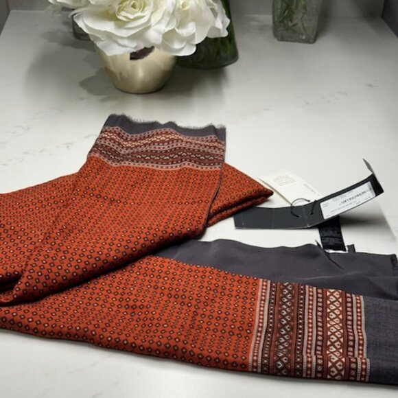 Armani Wool & Silk Italian Scarf NWT! - Picture 5 of 9